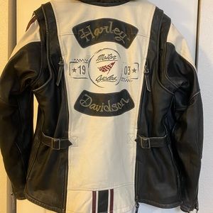 Women’s Harley Davidson leather jacket 1w